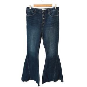 NWT Articles of Society Amber Super Flared‎ Jeans - 31